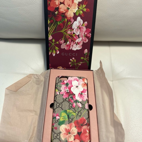 GUCCI iPhone case 6 pluss - Picture 3 of 3